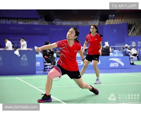 羽毛球的魅力：深入重庆羽毛球队的灵活战术与训练秘辛