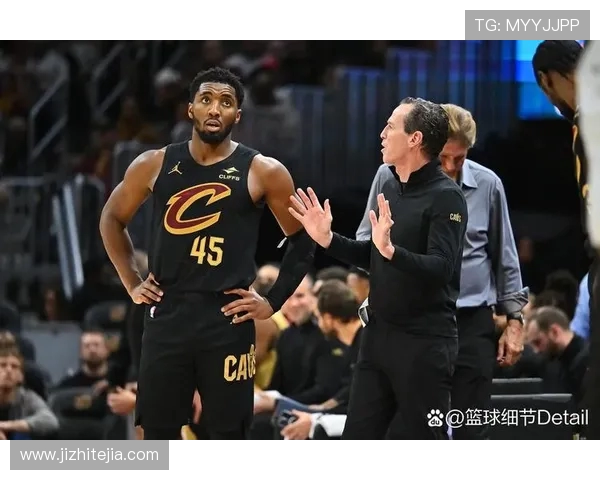 今日NBA直播勇士对阵骑士精彩对决全程回顾与分析 今日NBA直播勇士对阵骑士精彩对决全程回顾与分析